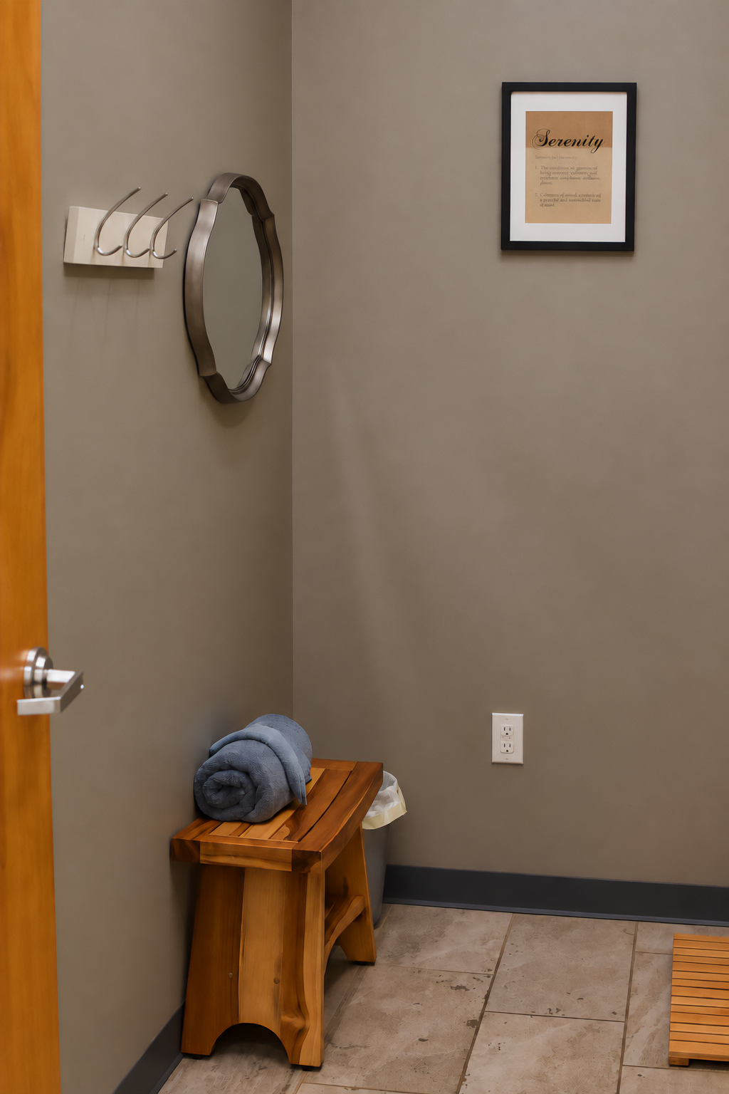 Towels and a quiet preparation space inside Serenus